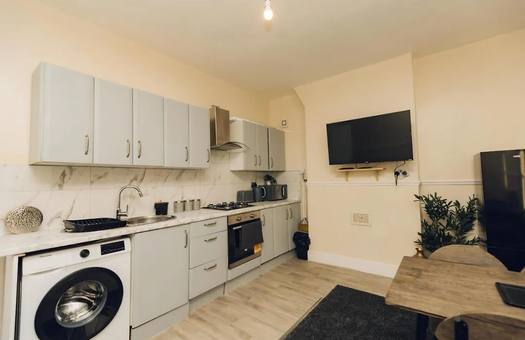 2 Beds Suburb Nestled Nook-1