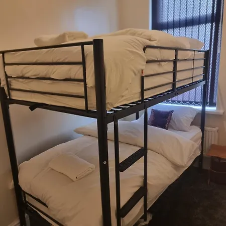 2 Beds Suburb Nestled Nook-3